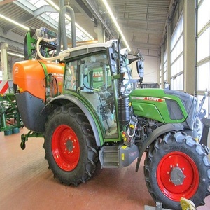 รถแทรกเตอร์ฟีนด์ท M704 ขับเคลื่อน 4 ล้อ ขนาดเล็ก สำหรับการเกษตร พร้อมเครื่องยนต์ดีเซล 20-90 แรงม้า รวมปั๊มและเกียร์ - Product Image 4