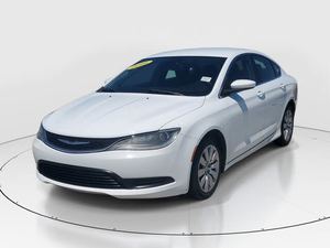 ¡OFERTA ESPECIAL! Vehículo Comercial Usado en Venta: Sedán 200 LX FWD 2016, Subasta de Agente - Product Image 1