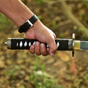 ดาบเหล็กแบบกำหนดเองรุ่นใหม่มาถึงแล้ว มีจำหน่าย / ดาบคาตานะทำจากเหล็กแท้ 100% ขนาดสั่งทำได้ วัสดุแข็งแรง 12k สำหรับขาย - Product Image 4