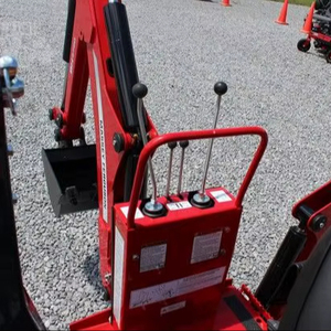 2024 MASSEY FERGUSON GC1725MB 4x4 d'occasion agricole, mini tracteur compact agricole - Product Image 2