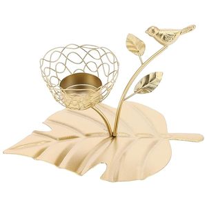 Bougeoir en métal au design ajouré pour les décorations de Noël d'hôtel contemporain Bougeoirs en verre en gros Bougeoirs - Product Image 5