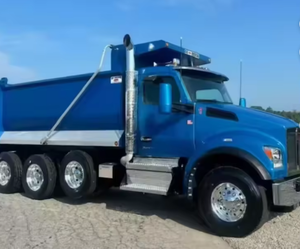 Camión Volquete Usado Kenworth T880S Tri Axle 2025 - Transmisión Automática Allison de 6 Velocidades, Volquete de 16' - ¡LISTO PARA ENVIAR a Todo el Mundo! - Product Image 1