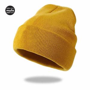Gorro tejido con gofres de invierno Unisex 2025 al por mayor de Jacquard de alta calidad con diseño de logotipo personalizado bordado en 3D para la playa - Product Image 5