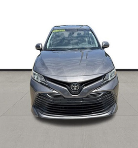 Toyota Camry L FWD 2019 Usado (LHD/RHD) - Product Image 1