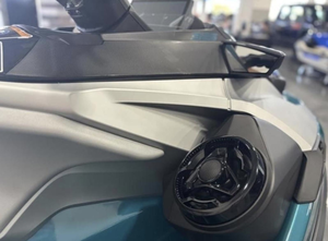 Moto Acuática Sea-Doo R-X-P-X 2024 de Alto Rendimiento con Audio Premium, Motor de 4 Tiempos y 300 HP, Capacidad de 1500 cc, de Fábrica - Product Image 5