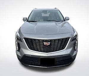 Increíble Cadillac XT4 Luxury AWD 2023 en perfectas condiciones con poco kilometraje en stock, ofrecido a una oferta increíble que no querrás perderte - Product Image 1