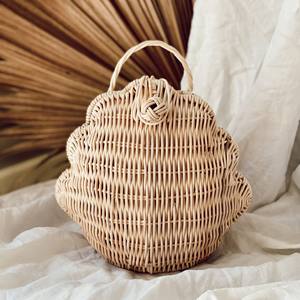 Meilleur choix en gros : Sac pochette pour enfants en rotin et coquillage, petits sacs en osier tressé à la main pour enfants - Product Image 5