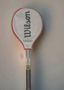 ไม้เทนนิสวินเทจวิลสัน T2000 พร้อมปลอกหุ้ม ด้ามจับสีน้ำตาล ขนาด 4 1/2 นิ้ว - Product Image 4