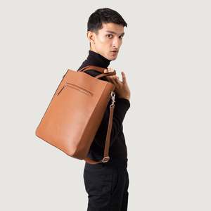 Sac fourre-tout en cuir marron Poet, cuir véritable fait main avec doublure en coton, fermeture à glissière, couleur unie, polyvalent pour toutes les saisons - Product Image 5