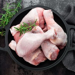 Muslos de Pollo Congelados de Alta Calidad para Pedidos al por Mayor, Muslos de Pollo Congelados Frescos Listos para Entrega - Product Image 2