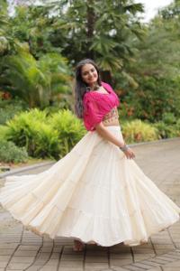 Neues Designer Readymade Cotton <span class=keywords><strong>Navratri</strong></span> Lehenga <span class=keywords><strong>Choli</strong></span> <span class=keywords><strong>Set</strong></span> mit Leheriya-Druck arbeiten zum Großhandels preis aus Indien erhältlich - Product Image 2