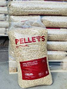 Pellets de bois de pin de haute qualité pour le chauffage, fournis directement par l'usine, diamètre 6 mm, motif bâton, emballés en sac - Product Image 1