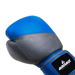 Guantes de boxeo con cierre de velcro seguro para un fácil ajuste y ajuste Guantes de boxeo de alta calidad con material transpirable - Product Image 3