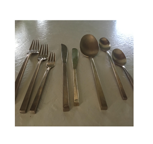 Juego de cubiertos de diseño fantástico, utensilios de cocina de latón, juego de cubiertos de 8 acero con espejo para uso en el hogar, hoteles y restaurantes - Product Image 1