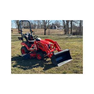 Minitractor diésel Kioti CS2410, diseño versátil, potencia de larga duración construida para siega de cultivo y acarreo ligero - Product Image 5