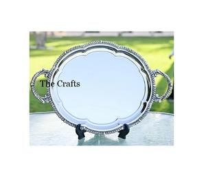 Ensemble de trois plateaux de service en acier inoxydable et en laiton au design attrayant, articles ménagers et hôteliers, plateau de service pour desserts et aliments - Product Image 5