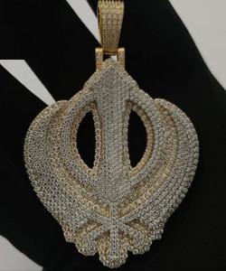 จี้เงินแท้ 925 ประดับเพชรโมอิสซาไนต์ VVS ระดับ IGI รูปทรงสองสีแบบฮินดู - Product Image 2