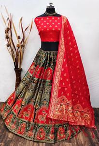 Nuevo diseño Pure Banarasi Silk Indian Traditional Wear Lehenga Choli disponible a precio mayorista de India - Product Image 3