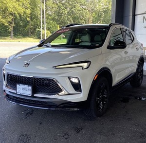 2024 Buick Encore GX Sport Touring AWD - Product Image 1