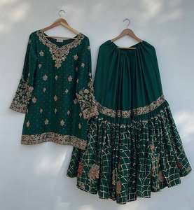 Designer Exclusif Lourd Chinon Séquencé Broderie Travail Traditionnel Salwar Kameez Costume Flair Sharara Dupatta pour Indien - Product Image 2