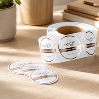 Autocollants en vinyle découpés sur mesure, estampage à chaud en feuille d'or, étiquettes en PP imperméables pour l'emballage de produits de soins personnels