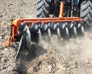 Three-Point Mounted Disc Harrow Tractor Multifunctional Diesel-<b>Powered</b> Farm Plough Machine New Condition Garden Tiller Bearing - Product Image 3