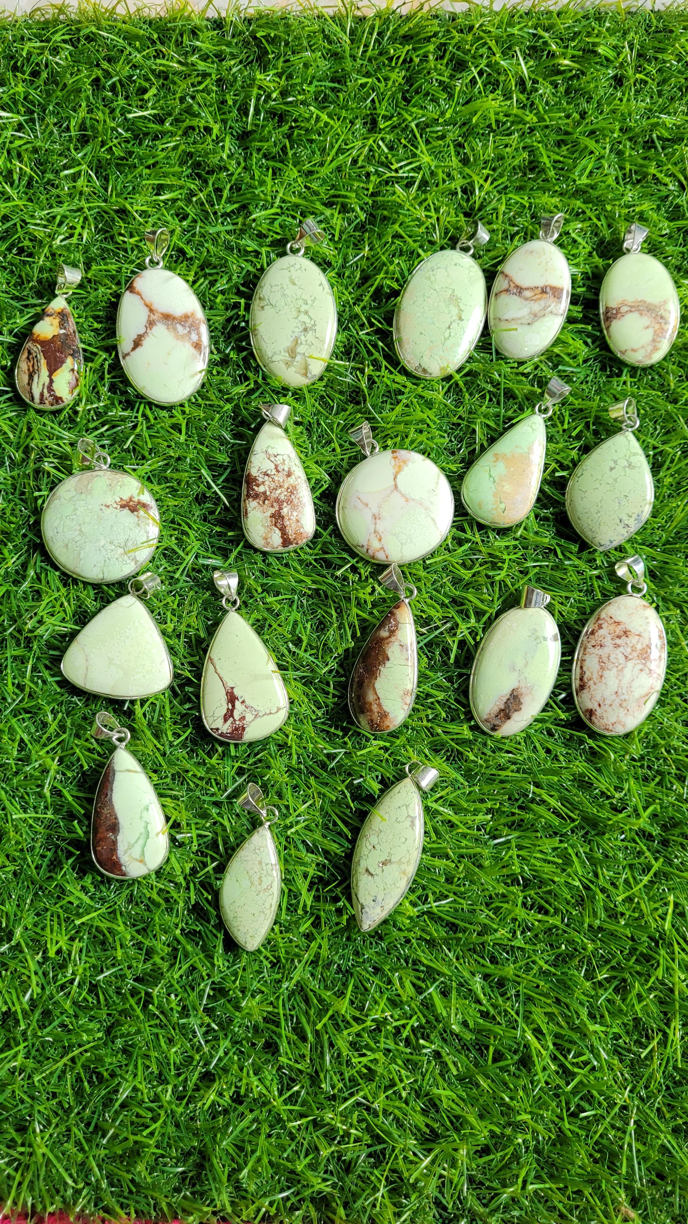 สีเขียว