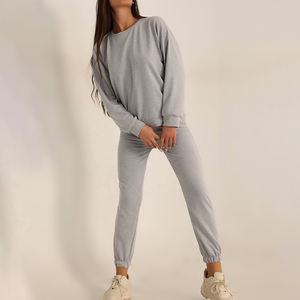 Ensemble de survêtement d'hiver deux pièces pour femme, motif uni, épaules tombantes, haute qualité, style streetwear personnalisé, fabricant en gros 2026 - Product Image 5