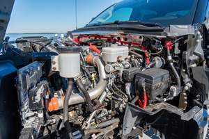 ซิลเวอราโด 4500HD ปี 2022 รถบรรทุกขนาดกลาง ขับเคลื่อน 4 ล้อ เครื่องยนต์เทอร์โบดีเซล V8 พลังแรง ระบบขับเคลื่อน 4 ล้อ  เพลา Dana Spicer - Product Image 6