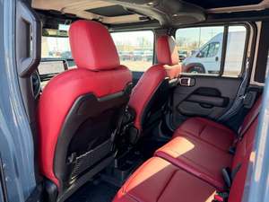 Jeep Wrangler Rubicon 392 2024 Usado en Excelentes Condiciones - Product Image 5