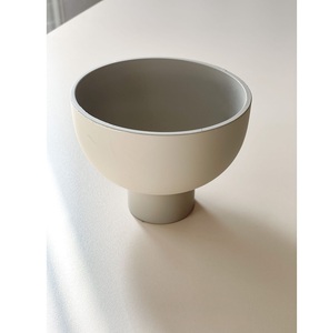 ชามเสิร์ฟโลหะแบบพรีเมี่ยมพร้อมผิวตกแต่งหรูหราสำหรับโต๊ะอาหารและของตกแต่งบ้าน - Product Image 1