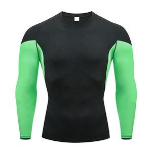 Venta al por mayor de ropa de gimnasio con mangas impresas de diseño personalizado Rash Guards Ropa deportiva transpirable con bajo MOQ Servicio OEM disponible - Product Image 2