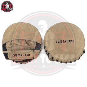 2026 Highland Quality Top Design Guantes Curvos de Boxeo MMA para Entrenamiento, de Cuero PU Duradero y Personalizable para Gimnasio - Product Image 3