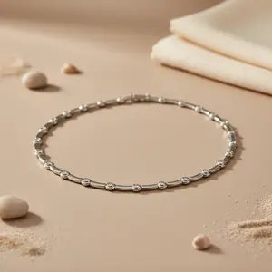 Collar de Plata con Diamantes para Uso Diario para Mujer - Product Image 3