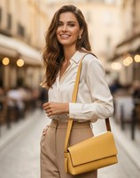 Sac à bandoulière asymétrique en cuir véritable jaune beurre, style vintage, minimaliste, avec rabat, fermeture éclair et deux sangles, 7 pouces