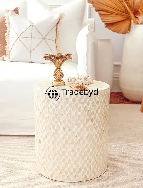 Available in different Colors