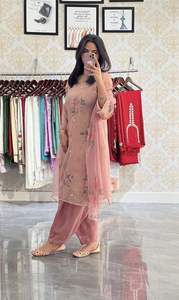 2024 élégant Resham broderie dentelle bouton Kurta Salwar robe belle fête porter cristal perles de verre paillettes Dabka naturel - Product Image 2