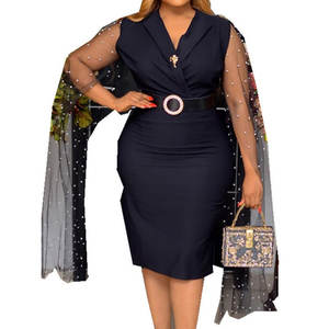 Robes midi élégantes en satin pour femmes, à manches courtes, col en V, taille naturelle et imprimé floral – Vente en gros - Product Image 2