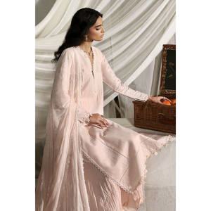 ชุดสูทผ้าลอนปักลาย 3 ชิ้นสำหรับผู้หญิง พร้อมผ้าคลุมไหล่ชีฟองปักลาย รุ่น KD-62002 - Product Image 2