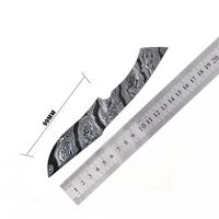 Couteau de survie et de chasse à lame fixe en acier Damas fait main de qualité supérieure, pointe torsadée, brut |   Logo OEM |   Couleur personnalisée |   Rapide