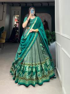 Vibrant Navaratri Ladies Lehenga Choli Ensemble Long Coton Vert Lehenga Lucknowi Dupatta Embelli Blouse Pakistanais Inspiré - Product Image 2