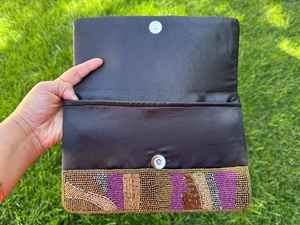 Bolso de mano de noche con cuentas, bolso bordado con cuentas y diseño único hecho a mano - Product Image 3