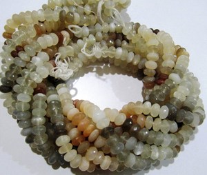 Rondelle de pierres de lune naturelles à facettes de 9mm, brin de 8 pouces de long - Product Image 4