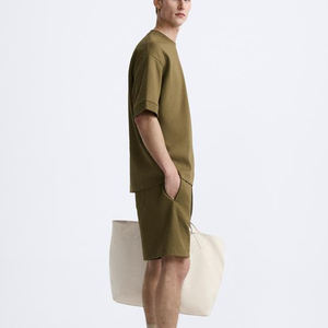 Ensemble de vêtements décontractés pour garçons 2Pcs Short en coton doux Motif imprimé respirant et à séchage rapide Fabriqué au Pakistan pour l'été - Product Image 2