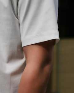 T-shirt de café anti-taches imperméable et résistant à l'huile, mélange polyester/coton 210 GSM, impression personnalisée du logo, séchage rapide, respirant - Product Image 4