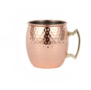 Tasses à mules de Moscou en métal martelé personnalisées en gros pour boissons - Product Image 1