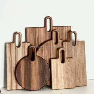 Tabla de Cortar de Madera Hecha a Mano, Tabla de Quesos, Diseño Escandinavo Arctic Edge, Apta para Alimentos, Duradera, Ecológica, Utensilios de Cocina - Product Image 1