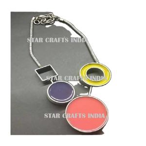 ผลิตภัณฑ์ยอดนิยมที่ออกสู่ตลาดเรซินคุณภาพสูงพร้อมสร้อยคอจี้โลหะสำหรับสร้อยคอสร้อยคอสร้อยคอเครื่องประดับชุดเครื่องประดับ - Product Image 1