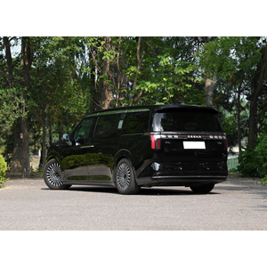 ลดราคาพิเศษ ปี 2024 รถยนต์ไฟฟ้า Zeekr 009 - Product Image 3