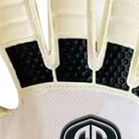 Gants de gardien de but professionnels CS respirants et réglables pour l'extérieur, paume en latex blanc, dos en silicone 3D injecté noir